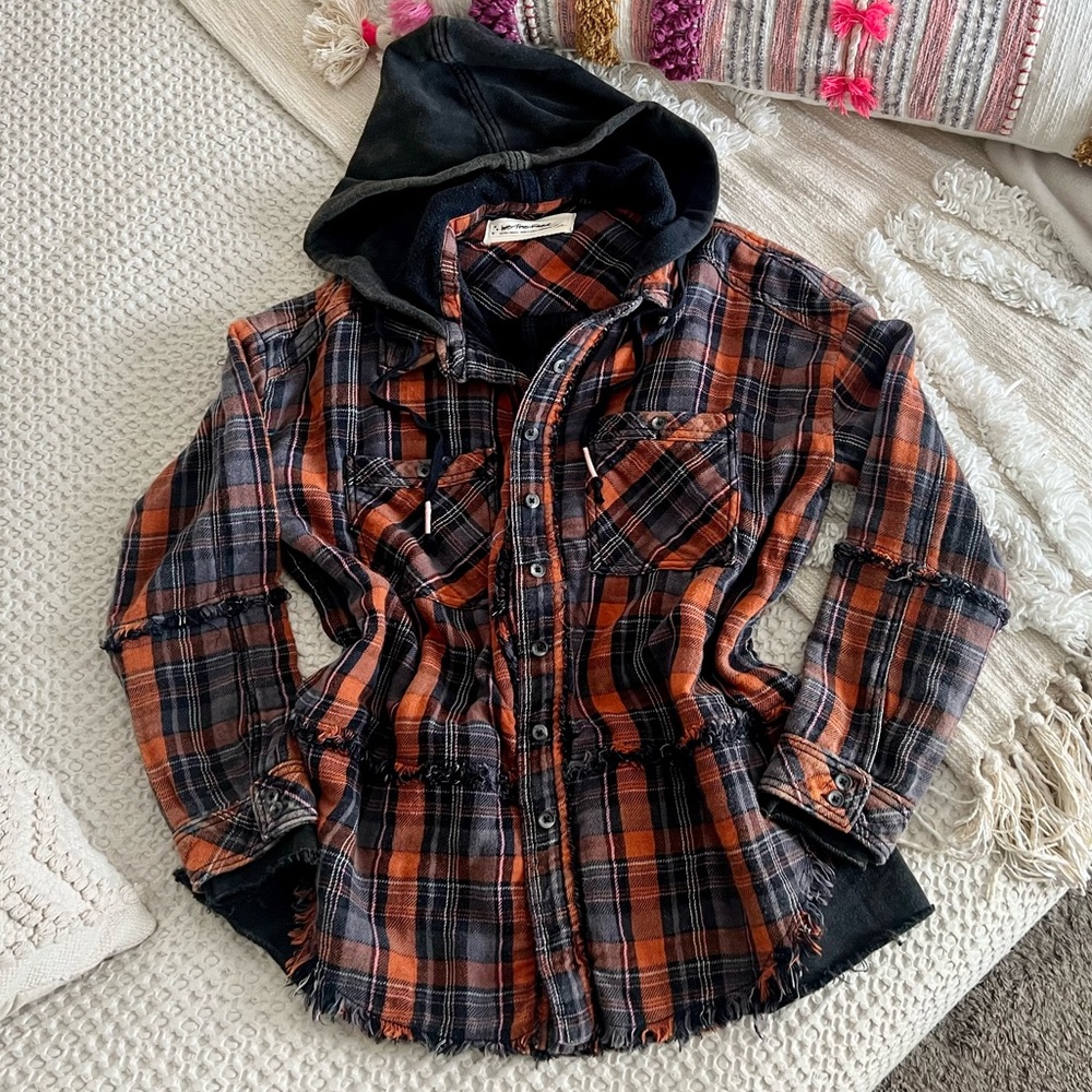 We the Free Calico Basin Plaid Flannel Distressed Hooded Jacket Shacket XS - Picture 4 of 16